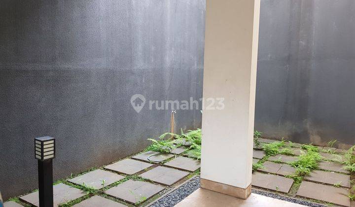 Rumah Bagus 3 Lantai Di Permata Buana... Harga Menarik 2