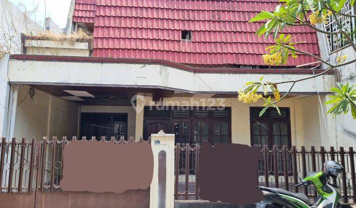 Rumah 2 Lantai Di Meruya Illir Jalanan 2 Mobil 1