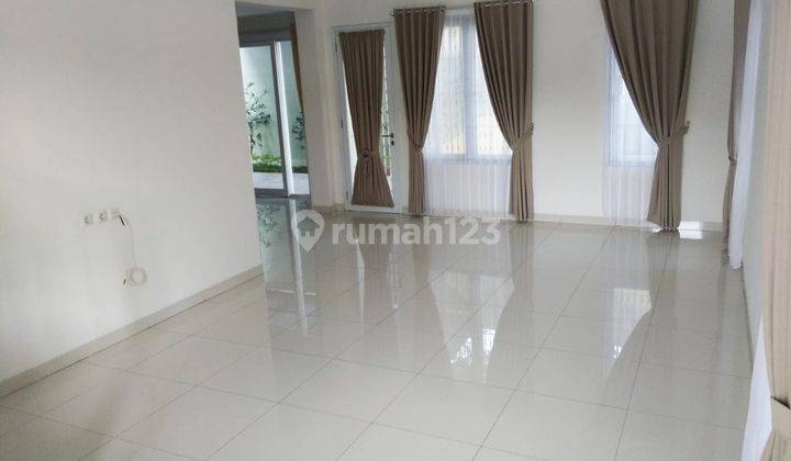 Rumah Bagus Cluster Taman Menteng Lippo Cikarang