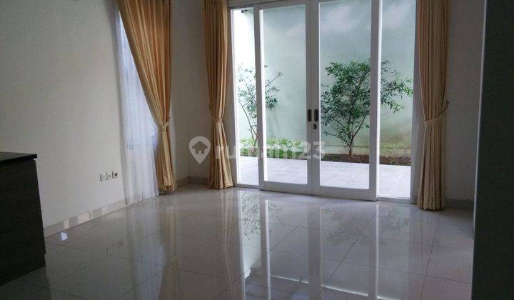 Rumah Bagus Cluster Taman Menteng Lippo Cikarang