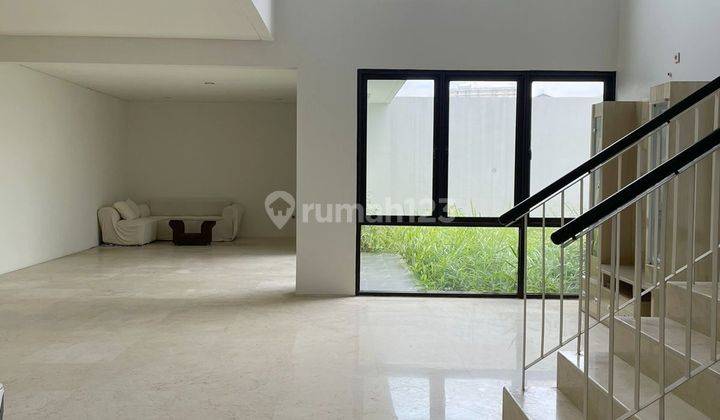 Rumah Bagus Cluster Vassa Lake Vassa Residence Lippo Cikarang