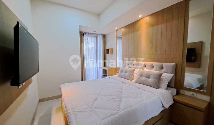 Orange County Tower Newport Apartment Lippo Cikarang
