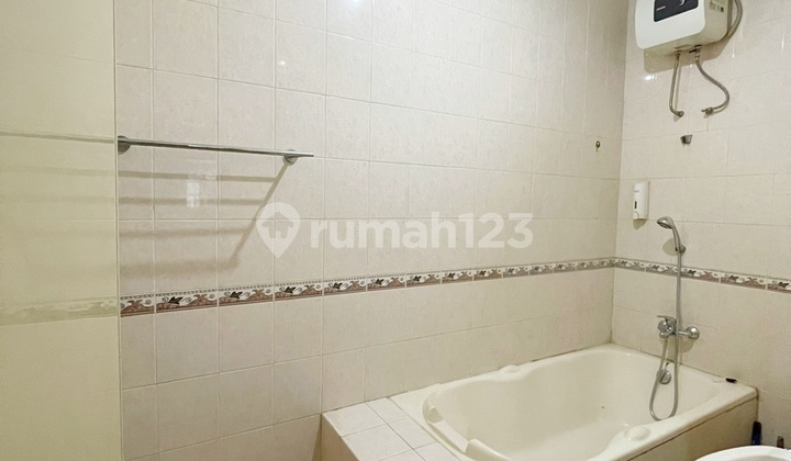 Rumah Bagus Cluster Maedowgreen Lippo Cikarang  2