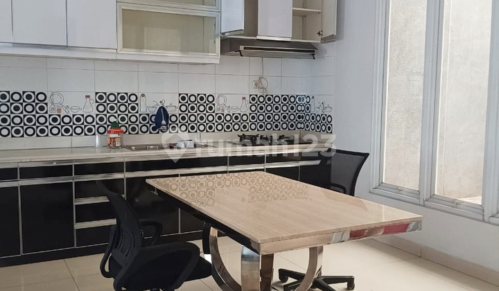 Rumah Bagus Cluster Taman Simpruk Lippo Cikarang  2