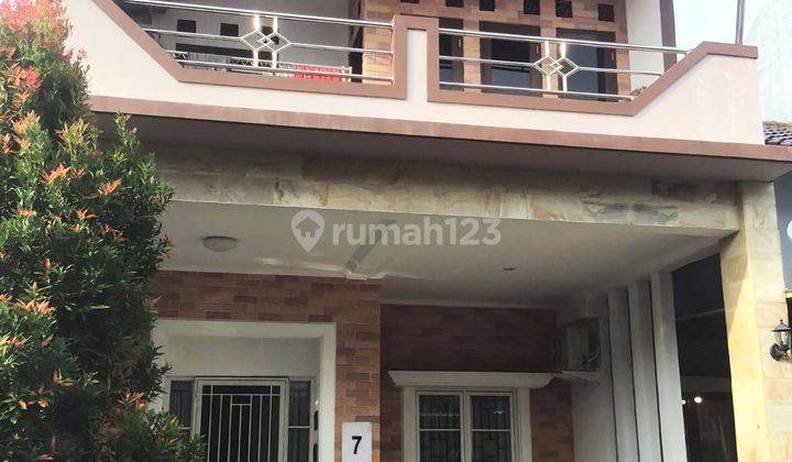 Rumah Bagus Cluster Taman Le Jardin Lippo Cikarang  1