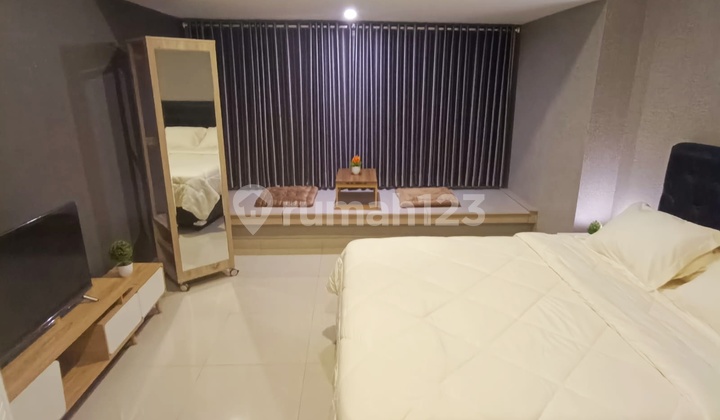 Orange County Tower Apartment Irvine Lippo Cikarang