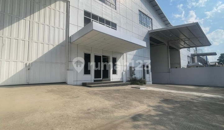 Gudang Atau Pabrik Kawasan Industri Delta Silicon Lippo Cikarang 