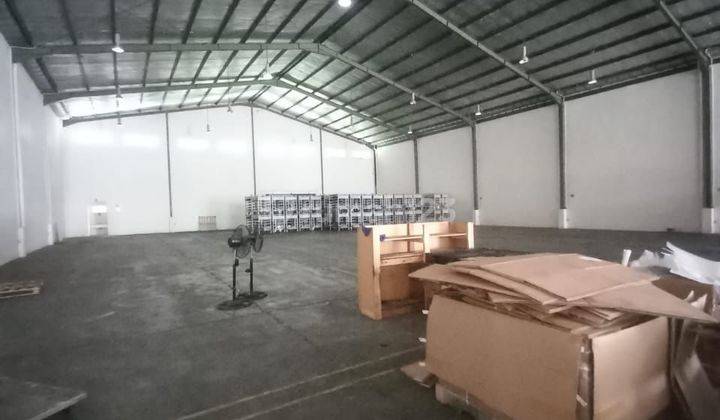 Disewakan Gudang Di Kawasan Industri Delta Silicon Cikarang  2