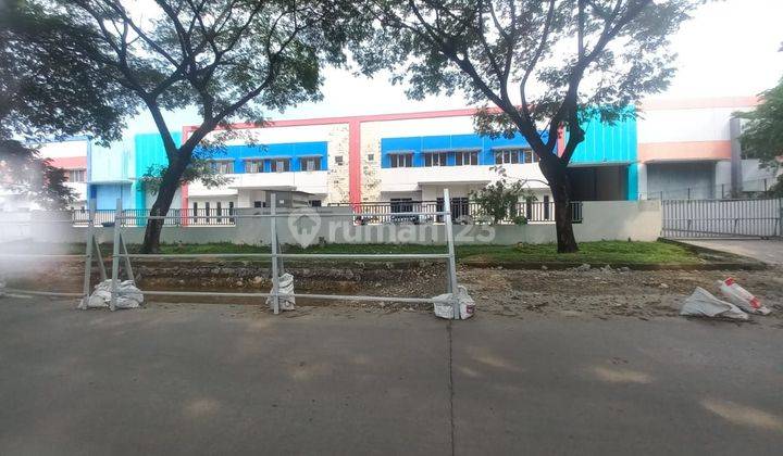 Disewakan Gudang Di Kawasan Industri Delta Silicon Cikarang  1