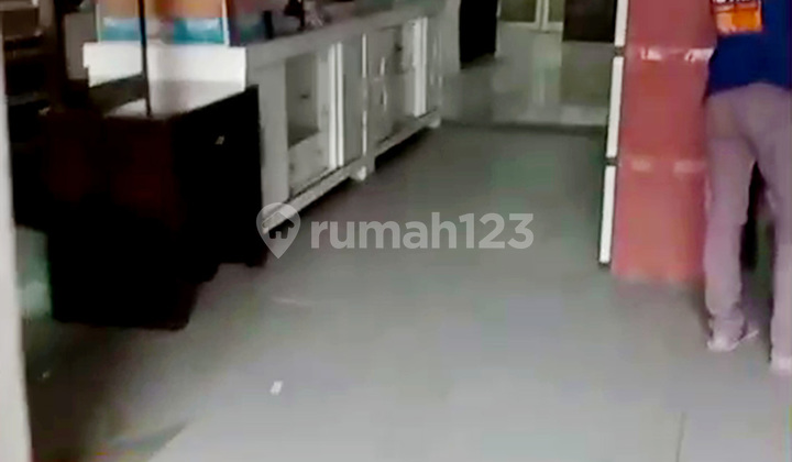 EN: Shophouse for Sale in a Busy Area on Jl. Tarum Raya, Jababeka, Cikarang 2