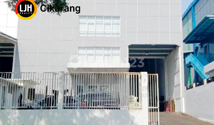 Warehouse for Rent in Delta Silicon 3 Lippo Cikarang, Spacious and Well-Maintained.
