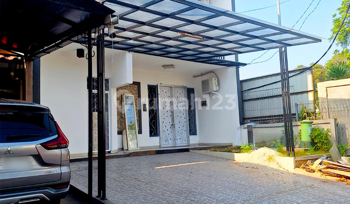 Dijual Rumah Full Furnished 4 KT Cluster Beverly Lippo Cikarang