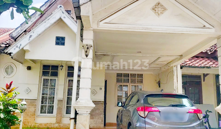 Dijual Murah Rumah 3+1 KT Siap Huni di Beverly Lippo Cikarang