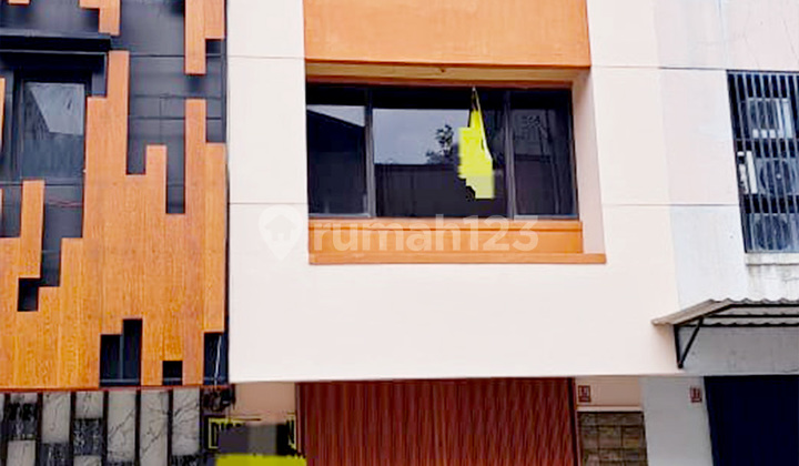 For Rent: Union Lippo Cikarang Shop House, Cikarang For Rent: Union Lippo Cikarang Shop House, Cikarang