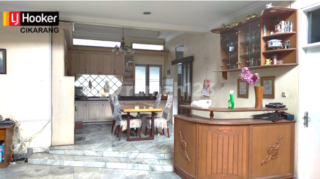 di  Rumah Cluster Taman Sentosa Lippo Cikarang, Cikarang