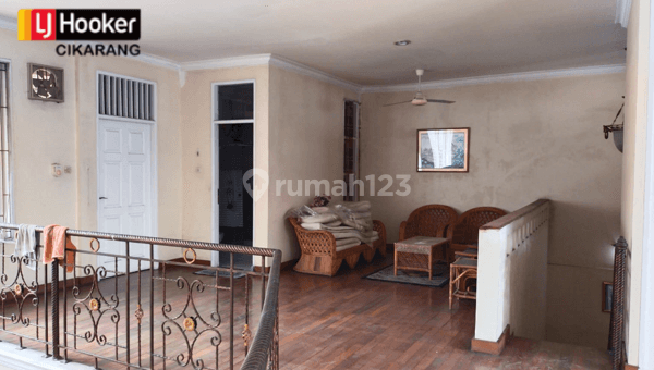 di  Rumah Cluster Taman Sentosa Lippo Cikarang, Cikarang