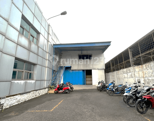di Di  Gudang Jababeka 1, Bekasi