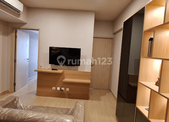 Disewa Apartemen Newport Orange County  1