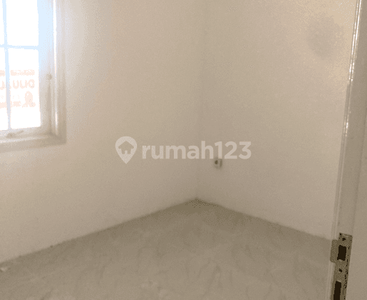 Dijual Rumah Siap Huni Cluster Lembah Hijau , Cikarang 2