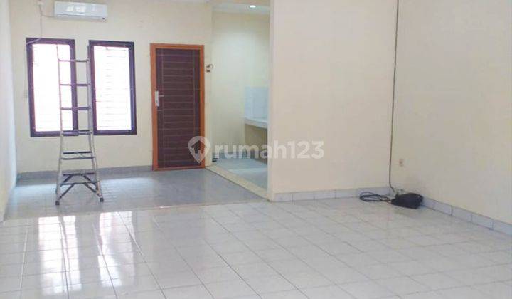 Dijual Dan Disewakan Rumah di Beverly Lippo Cikarang Bagus 2