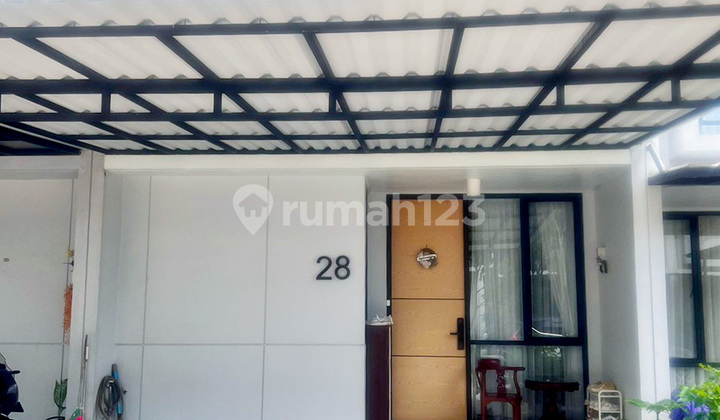 For Sale House in Uptown Estate Lippo Cikarang - Good, Ready to Occupy For Sale House in Uptown Estate Lippo Cikarang - Good, Ready to Occupy