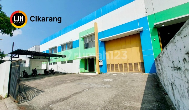 Warehouse for Sale LB ±1,600M2 in Delta Silicon 5 Industrial Area, Cikarang.