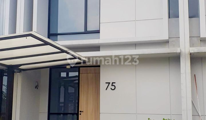 For Sale: Beautiful, Move-in Ready Home in Waterfront Estate, Lippo Cikarang For Sale: Beautiful, Move-in Ready Home in Waterfront Estate, Lippo Cikarang