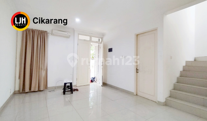 Jual & Sewa Rumah SF Siap Huni 3+1 KT di Greenwood Lippo Cikarang 2