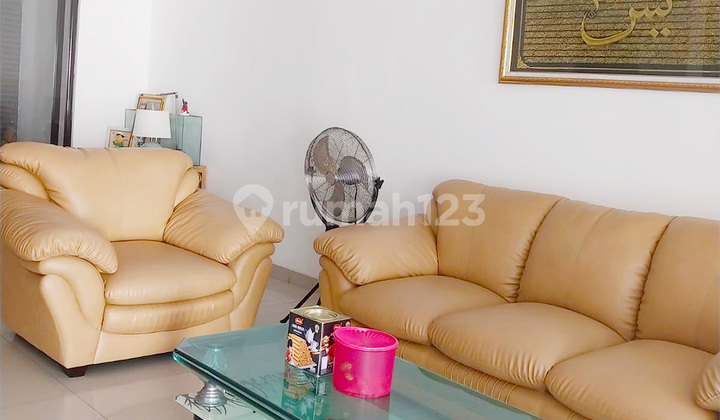 For Sale: House in Cosmo Estate Lippo Cikarang - Nice, Spacious Yard 2