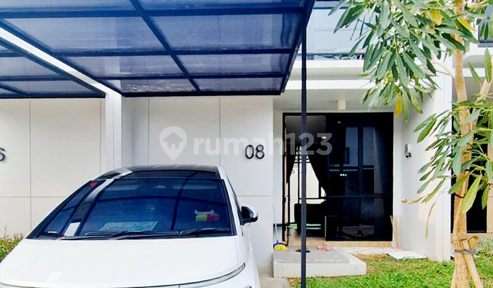 For Rent: House in Uptown Estate Lippo Cikarang, Good Condition, Ready to Occupy. For Rent: House in Uptown Estate Lippo Cikarang, Good Condition, Ready to Occupy.