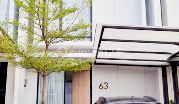 Semi-Furnished Ready-to-Occupy House for Rent at Waterfront Lippo Cikarang Semi-Furnished Ready-to-Occupy House for Rent at Waterfront Lippo Cikarang