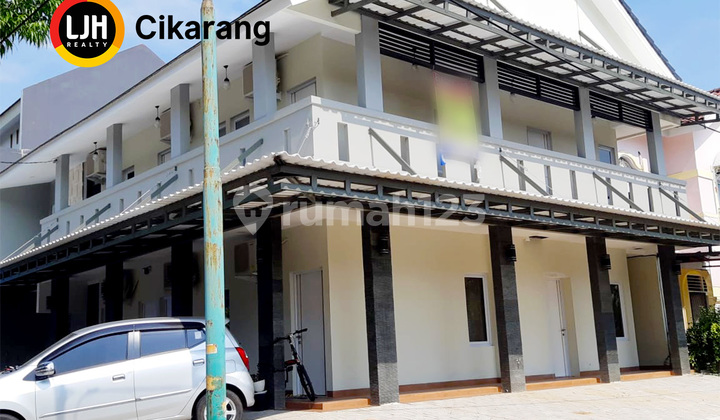 Sewa Rumah 11+1 Kt Full Furnished di Meadow Green Lippo Cikarang