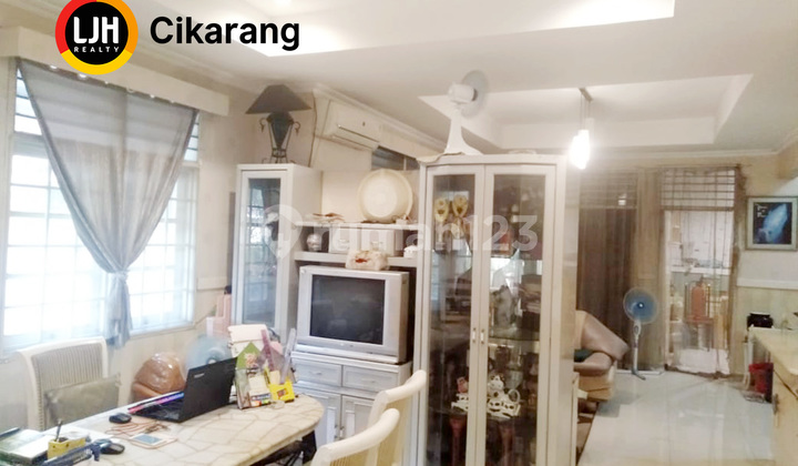 Dijual Rumah Posisi Hook 4KT di Meadow Green Lippo Cikarang Bagus 2