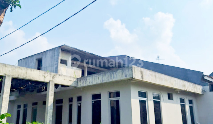 Dijual Rumah Posisi Hook di Cluster Meadow Green Lippo Cikarang Dijual Rumah Posisi Hook di Cluster Meadow Green Lippo Cikarang