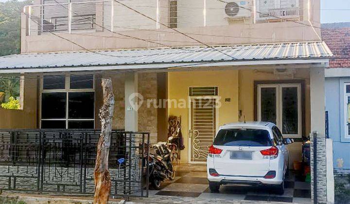 Dijual Rumah di Lembah Hijau Lippo Cikarang Bagus Posisi Hook 1