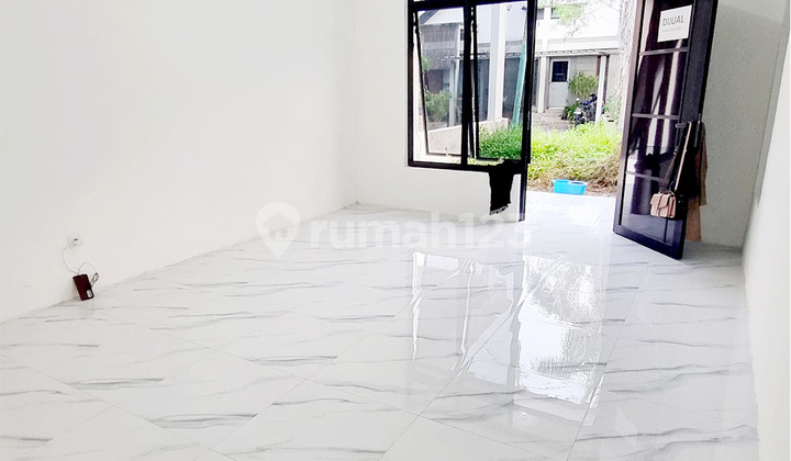 Dijual Rumah Bagus Sudah Renovasi di Meadow Green Lippo Cikarang 2