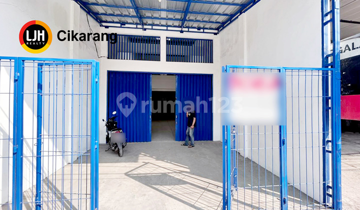 For Rent, Ready-to-Use Shop House on Jl Raya Cibarusah, South Cikarang For Rent, Ready-to-Use Shop House on Jl Raya Cibarusah, South Cikarang