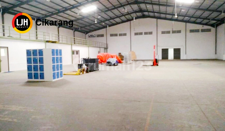 Warehouse for Sale LB ±1,600M2 in Delta Silicon 5 Industrial Area, Cikarang.