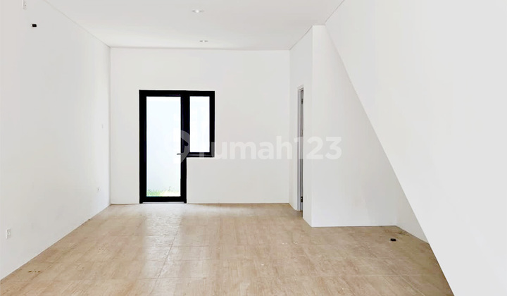 For Rent: Shop House The Hyve Uptown Waterfront, Cikarang