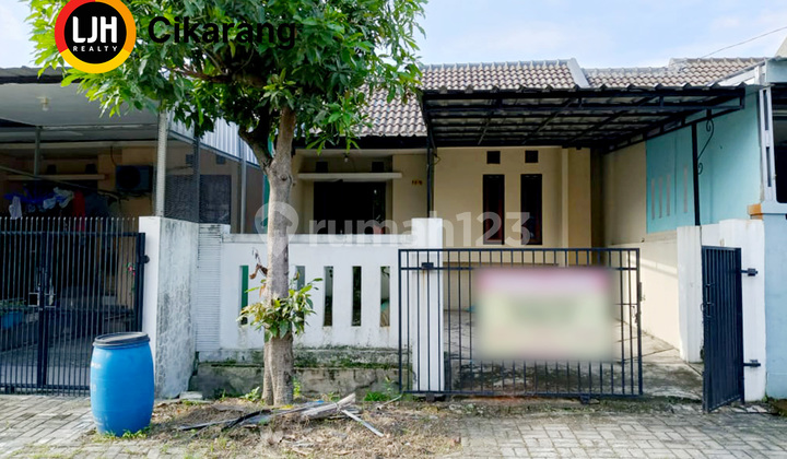 Dijual Rumah 2 Kamar Tidur di Perumahan Taman Sentosa Cikarang