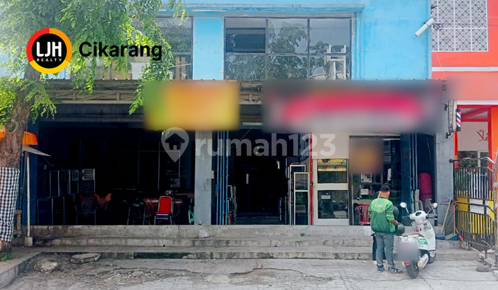 EN: Shophouse for Sale in a Busy Area on Jl. Tarum Raya, Jababeka, Cikarang 1