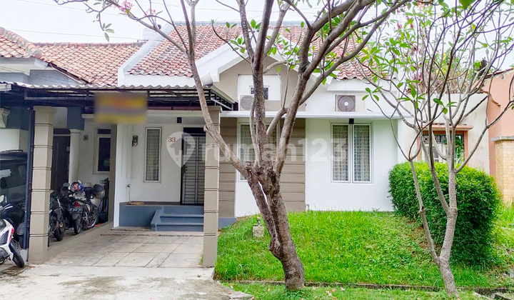 Semi-Furnished Ready-to-Occupy House for Rent in Cluster Napoli, Lippo Cikarang