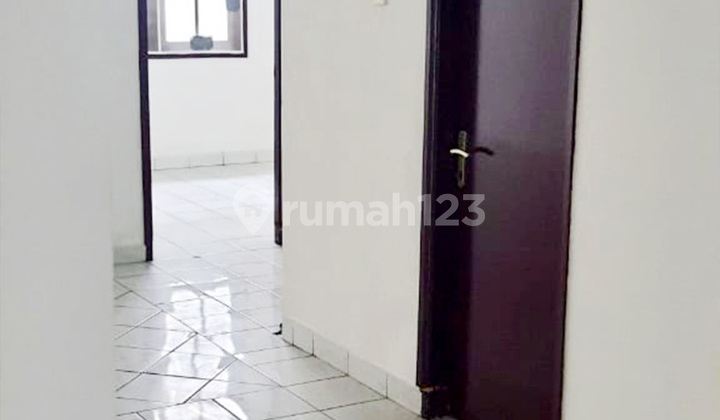 For Sale: 5+1 Bedroom House in Beverly Cluster, Lippo Cikarang 2