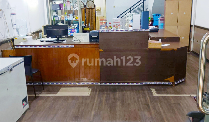 For Sale 3-Story Menteng Shop House in Lippo Cikarang, Cikarang 2