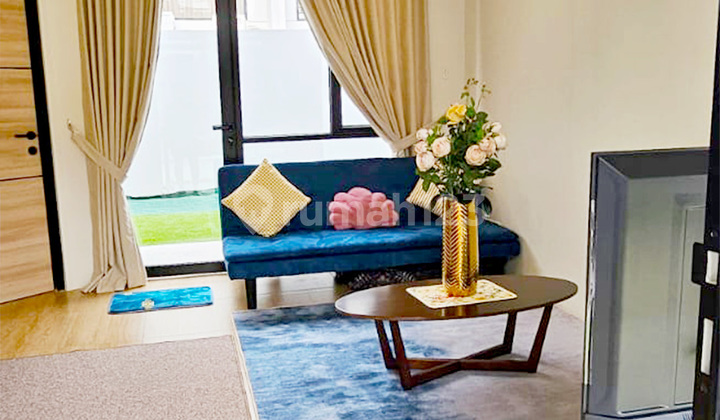 For Rent: House in Uptown Estate Lippo Cikarang, Good Condition, Ready to Occupy. For Rent: House in Uptown Estate Lippo Cikarang, Good Condition, Ready to Occupy.