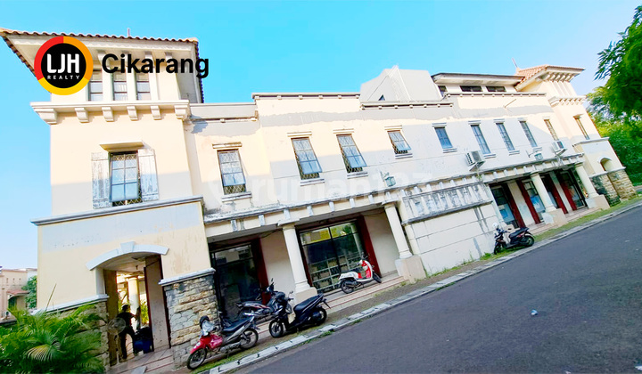 For Sale 3 Adjoined Ruko Units at Roxy Lippo Cikarang - Well-Maintained and Spacious For Sale 3 Adjoined Ruko Units at Roxy Lippo Cikarang - Well-Maintained and Spacious