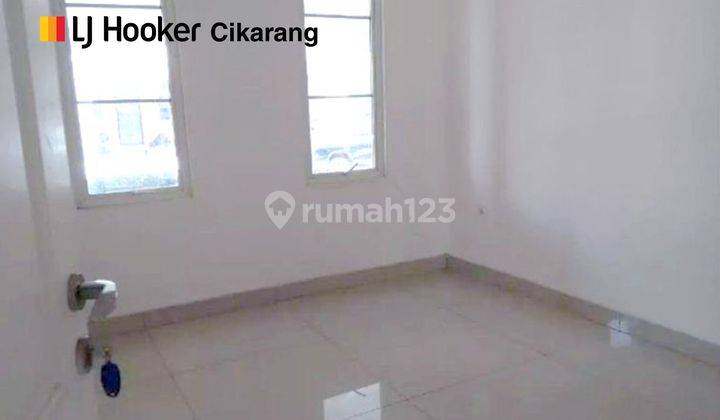 Disewakan Rumah Cluster Emerald Mansion Lippo Cikarang Bagus Luas 2