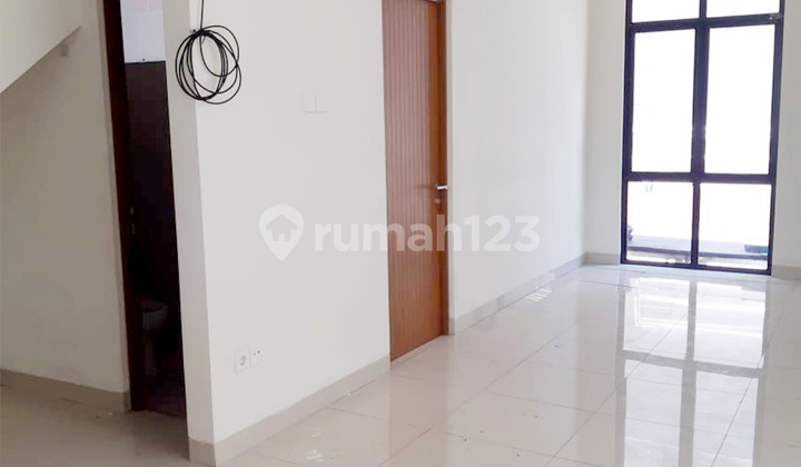 For Sale For Rent House in Summer Bliss Lippo Cikarang Ready to Occupy 2