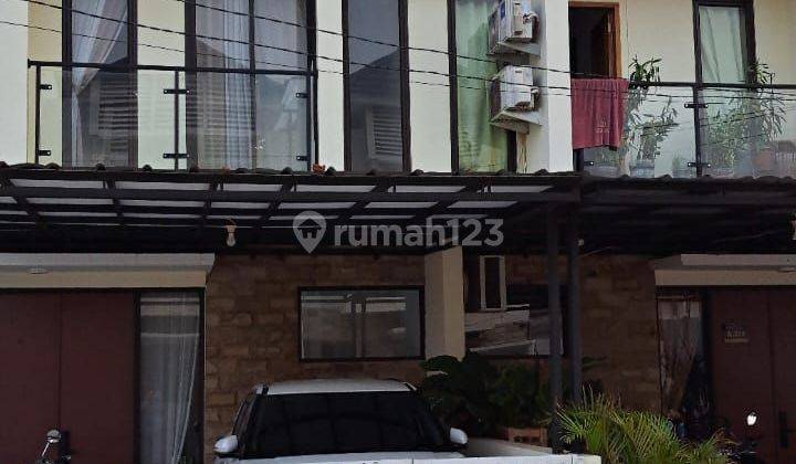 Rumah 2 Lantai Exlusive Strategis Setu Bekasi  2