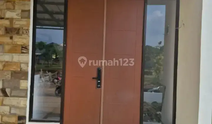 Rumah Lantai 2 Estetik Bali Strategis Dekat Kota Bekasi 